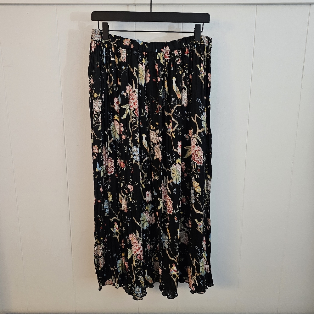 H&M floral maxi skirt | Size large